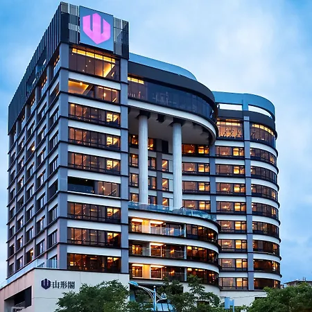 Yamagata-Kaku-Hotel-Spa-Jiaoxi-Exterior