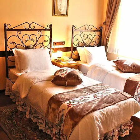 Aksehir-Butik-Hotel-Beds