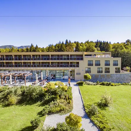 Hotel-Trakoscan-Exterior