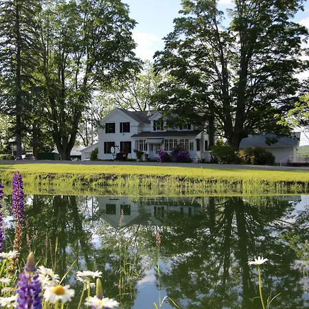 Enfield-Manor-Bed-Breakfast-And-Vacation-Rental-Newfield-Exterior