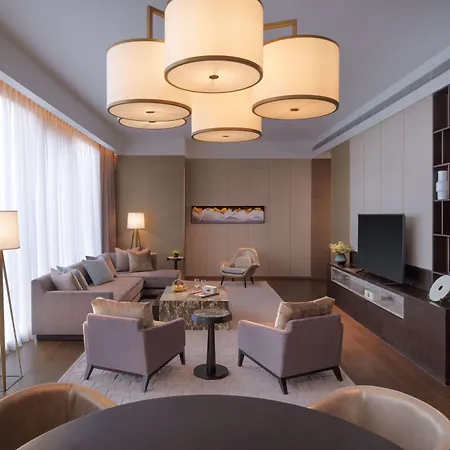 Hyatt-Regency-Zhenjiang-Hotel-Zhenjiang-Business