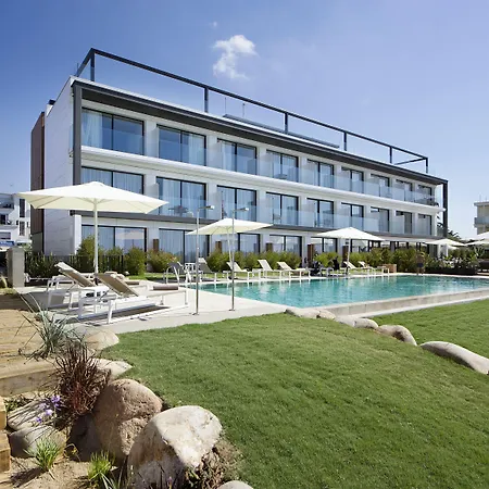 Hotel-Boutique-Donna-Castelldefels-Exterior