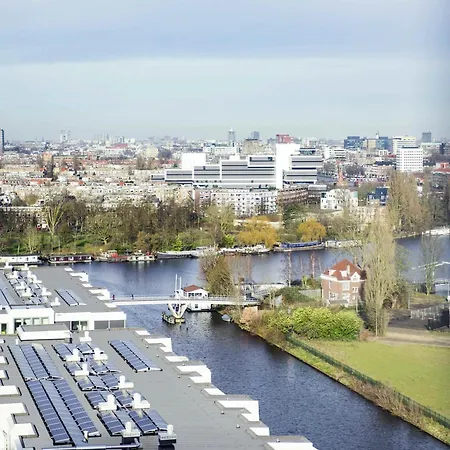 Mercure-Amsterdam-City-Hotel-Exterior