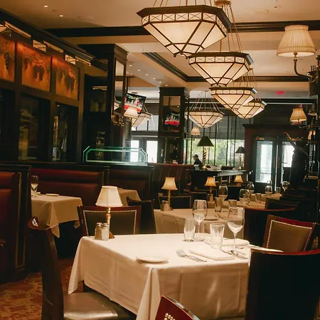 Conrad-Indianapolis-Hotel-Restaurant