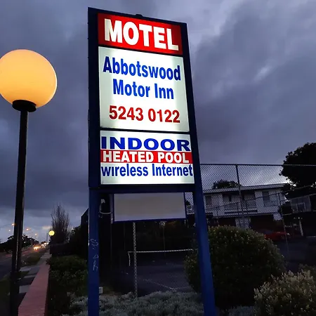 Abbotswood-Motor-Inn-Geelong-Exterior