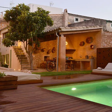 Ca-Sa-Tieta-Hotel-Alaro-Exterior