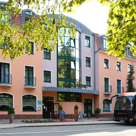 Brandiser-Parkhotel-Exterior