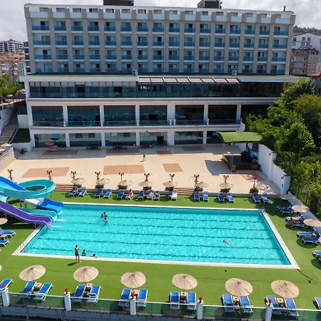 Ramada-Resort-By-Wyndham-Unye-Exterior