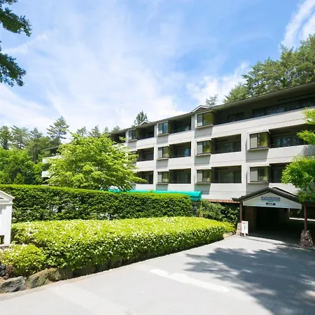 Sundance-Resort-Kawaguchiko-Fujikawaguchiko-Exterior