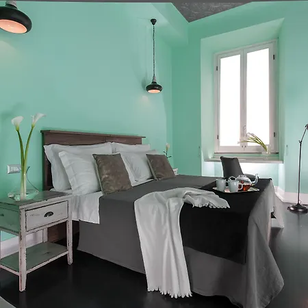 Daniele-Manin-Guesthouse-Rome-Room