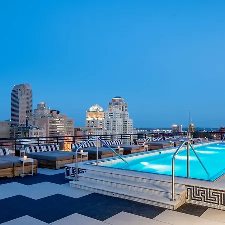 The-Last-Hotel-Saint-Louis-Skyline