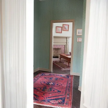 Frederick-House-Bed-Breakfast-Staunton-Exterior