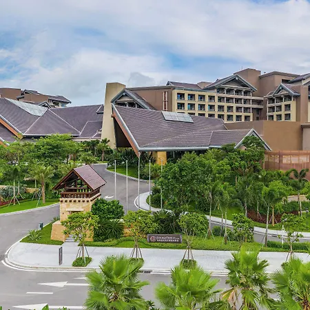 Doubletree-By-Hilton-Shanwei-Exterior