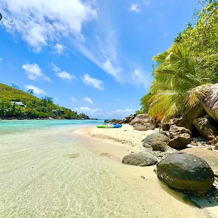 South-Point-Villas-Cerf-Island-Exterior