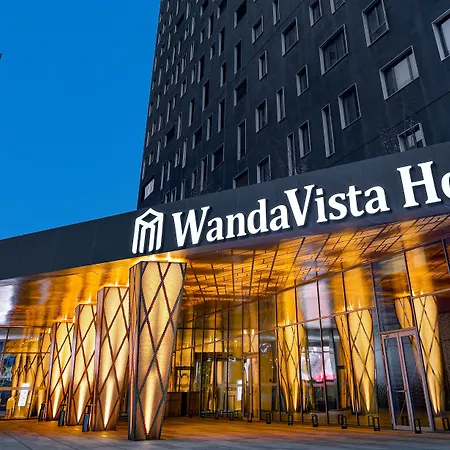 Wanda-Vista-Istanbul-Hotel-Exterior