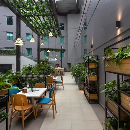 Holiday-Inn-Express-Suites-Bengaluru-Old-Madras-Road-By-Ihg-Hoskote-Exterior