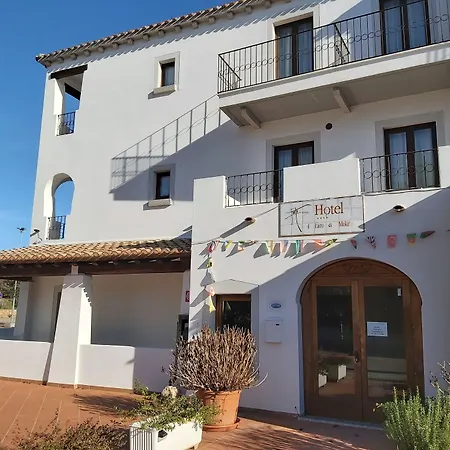 Hotel-Il-Faro-Di-Molara-Porto-San-Paolo-Exterior