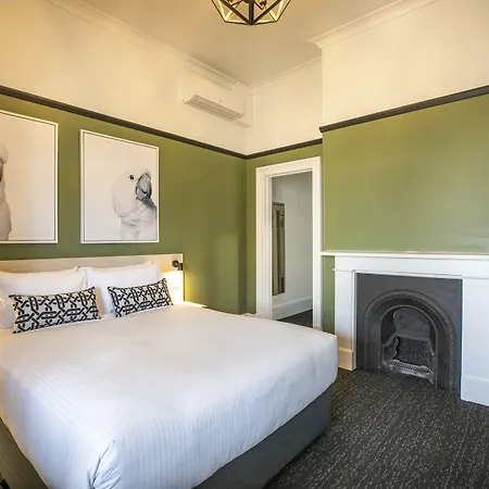 Nightcap-At-Exeter-Hotel-Port-Adelaide-Room