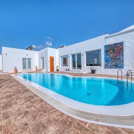 Casa-Serena-10-Boutique-Adults-Only-Breakfast-Included-La-Asomada-Exterior