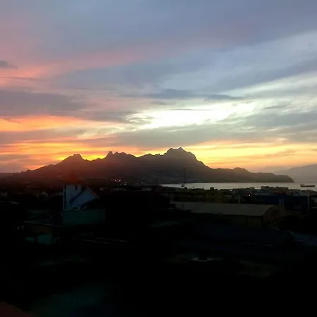 Residencial-Casa-Da-Luz-Hotel-Mindelo-Exterior