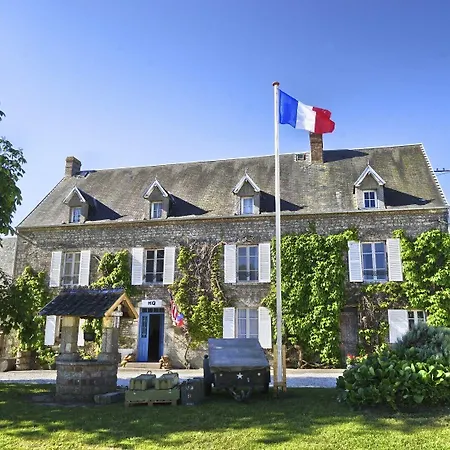 Domaine-Airborne-Bed-Breakfast-Carentan-les-Marais-Exterior