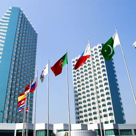 Pantower-International-Hotel-Kaiping-Exterior