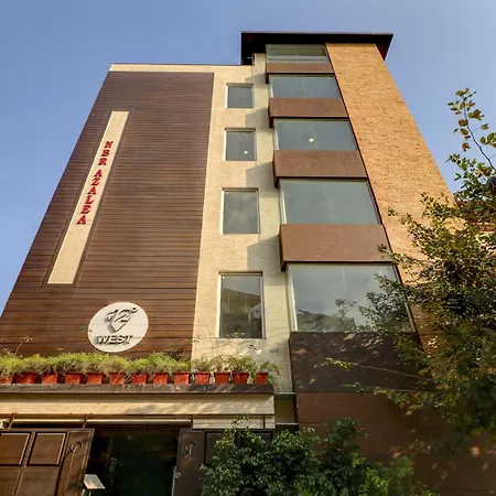 Treebo-12-Degrees-West-Domlur-Hotel-Bangalore-Exterior