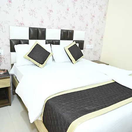 Super-Hotel-O-Glance-Inn-Patna-Beds