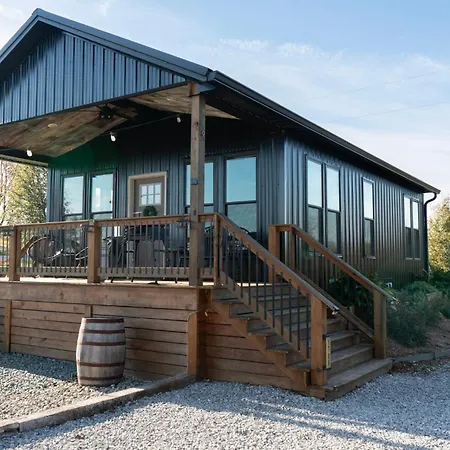 Bourbon-Barrel-Cottages-N2-Of-5-On-Kentucky-Trail-Lawrenceburg-Exterior