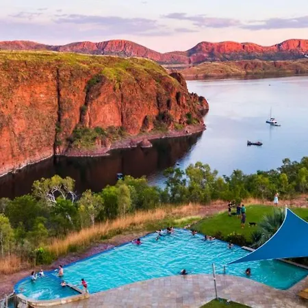 Discovery-Resorts-Lake-Argyle-Nature