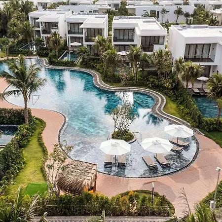 Angsana-Ho-Tram-Hotel-Exterior