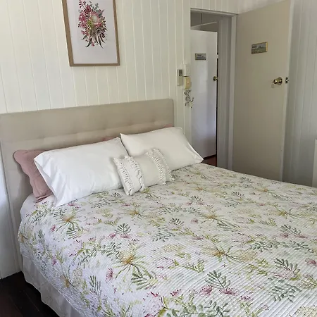 Noosa-Hinterland-Escape-Bed-Breakfast-Black-Mountain-Beds