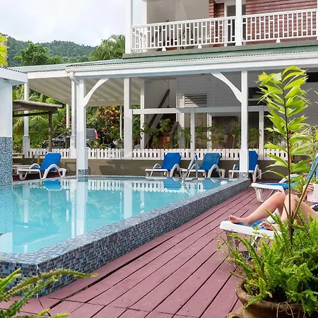 Villa-Copthall-Trafalgar-Exterior