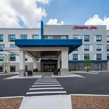 Hampton-Inn-By-Hilton-Detroit-Southfield-Exterior
