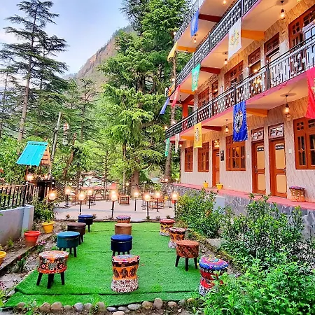 Hogwartz-Hostel-Kasol-Amenities