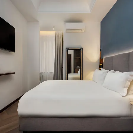 Boutique-Hotel-Piedra-Rome-City-Centre-Room