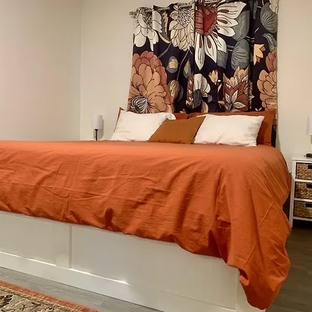 The-Asbury-House-Guest-Rentals-Moscow-Room