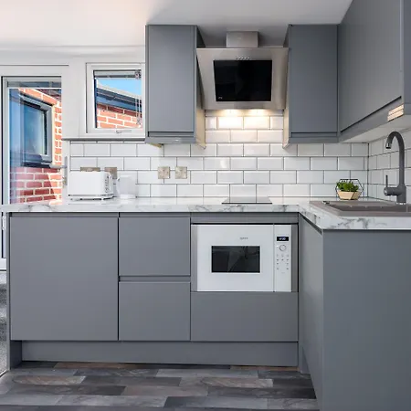 The-Stanley-Hotel-Boston-Kitchen