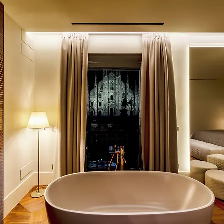 Af-Duomo-Milano-Luxury-Suites-Room