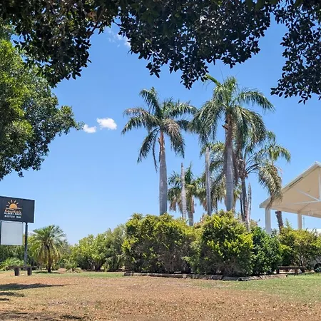 Albert-Park-Motor-Inn-Longreach-Exterior