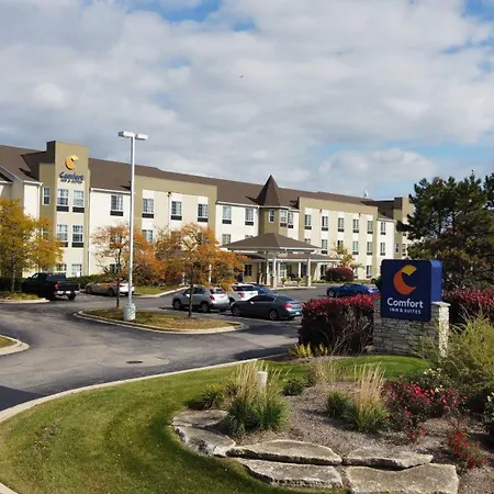Comfort-Inn-Suites-Geneva-West-Chicago-Exterior