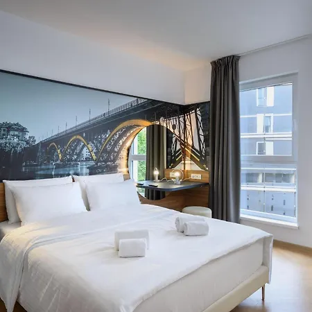 B-B-Hotel-Maribor-Room