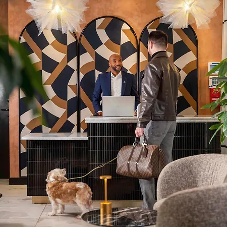 Hotel-Maison-Hamelin-Paris-Handwritten-Collection-Exterior