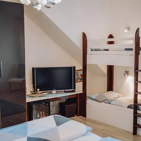 Pension-Sterntaler-Rheinhausen-Exterior