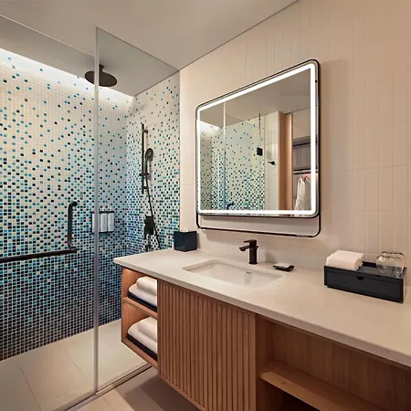 Hyatt-Place-Ha-Long-Bay-Bai-Chay-Exterior