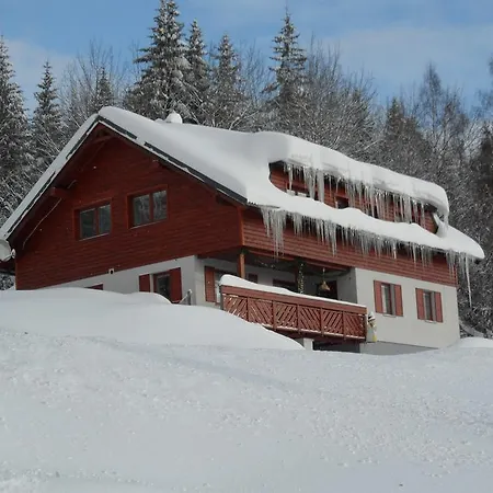 Vila-Kamila-Janske-Lazne-Exterior