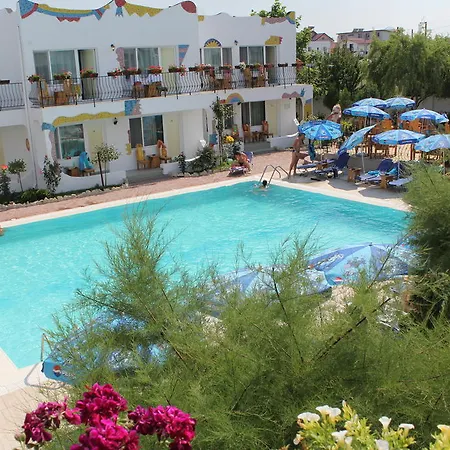 Hotel-Laguna-Vama-Veche-Swimming-Pool