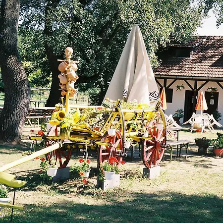 Vizimalom-Kemping-Panzio-Es-Etterem-Turistvandi-Amenities