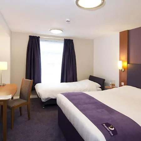 Premier-Inn-Portishead-Room