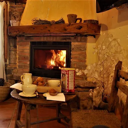 La-Lagunilla-Guest-House-Laguna-del-Marquesado-Interior